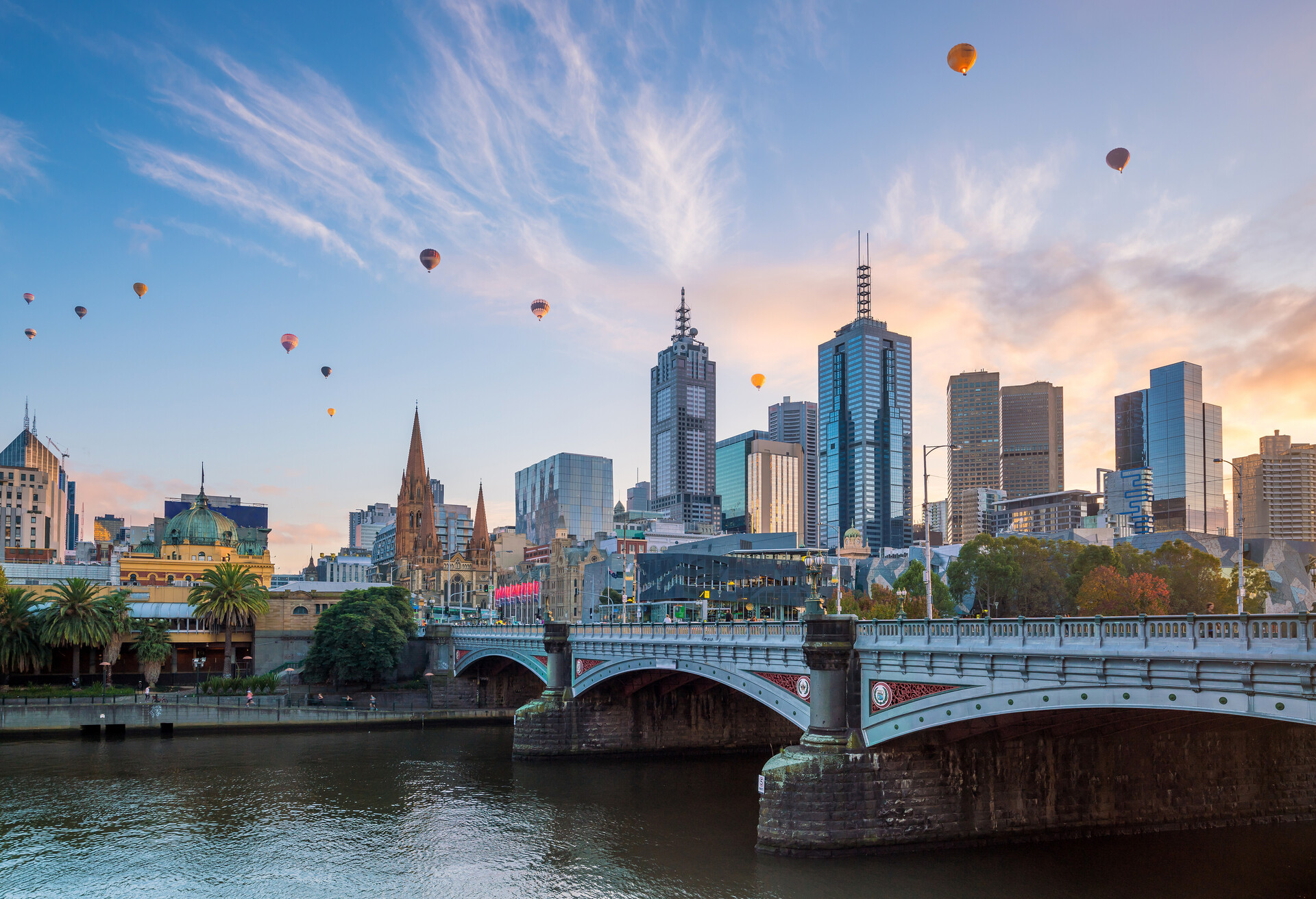 Melbourne city skyline at twilight in Australia; Shutterstock ID 652935751; SF SSA Case with Manager Approval: SF6759285; Job: ; Client/Licensee: ; Other: