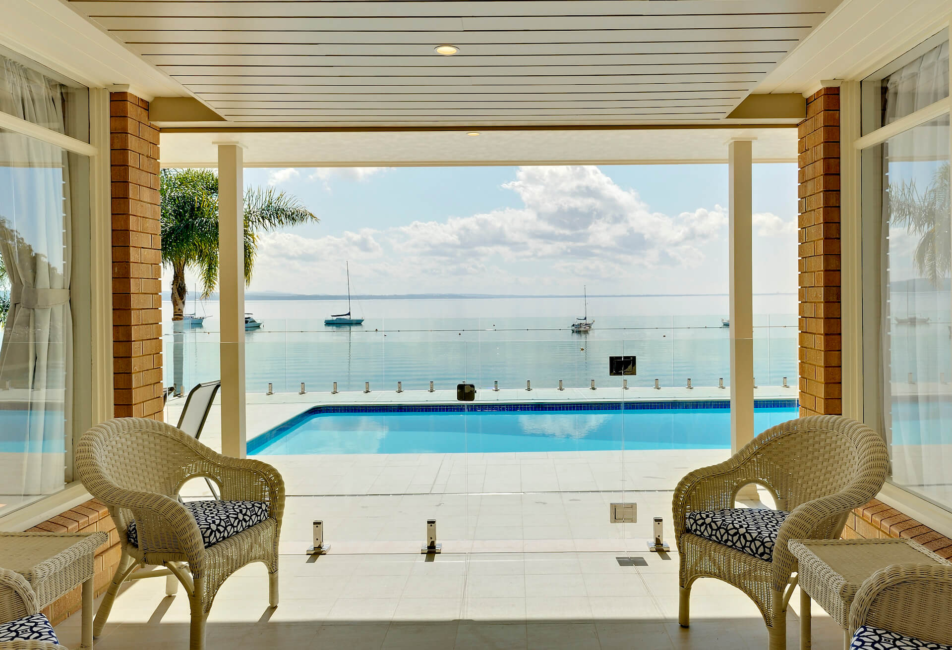 Love NSW Port Stephens Incredible by Nature KAYAK