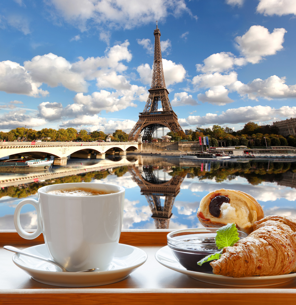 Find cheap flights to Paris