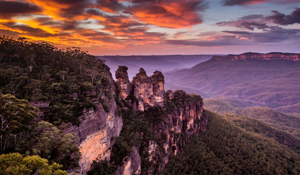 Sunrise at the Blue Mountains