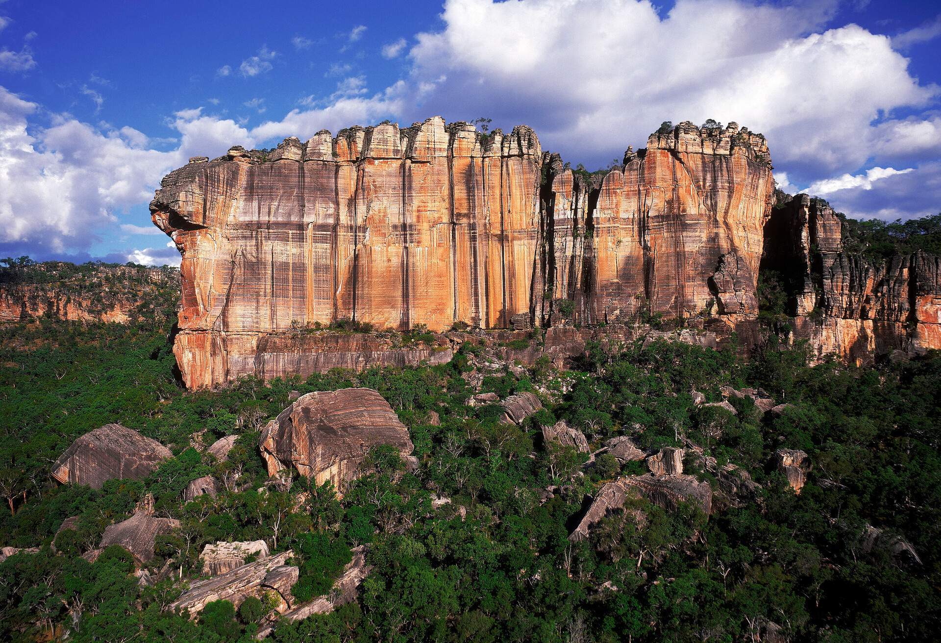 AUSTRALIA_KAKADU_MT_BROCKMAN