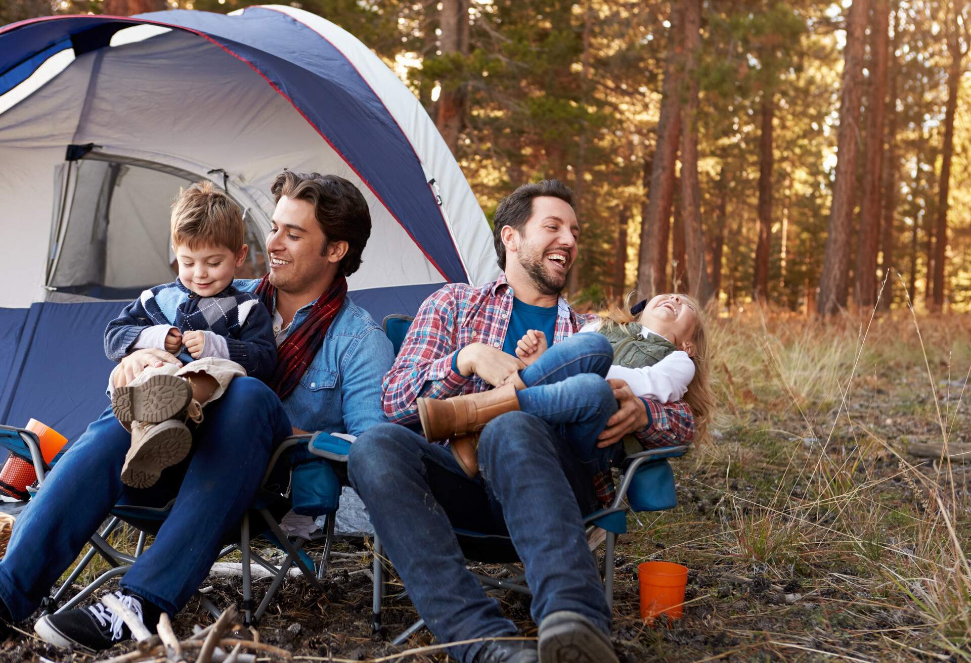 CAMPING_FAMILY_DADS_FATHERS_KIDS_TRAVEL_OUTDOORS