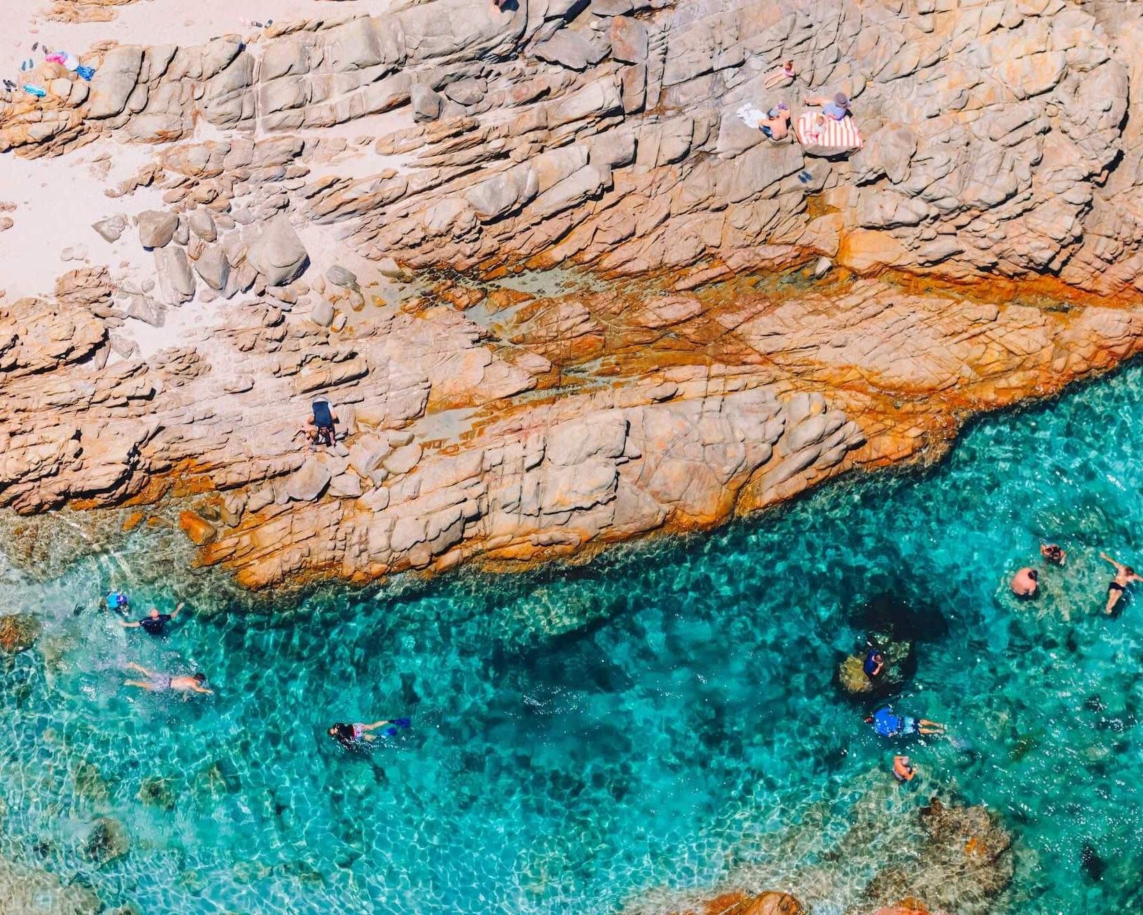 7 Pink Lakes In Australia That Everyone Must Visit Once KAYAK 7-pink-lakes-in-australia-that-everyone-must-visit-once-kayak