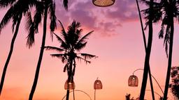 Find cheap flights from Canberra to Bali
