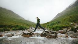 Find cheap flights to Scotland