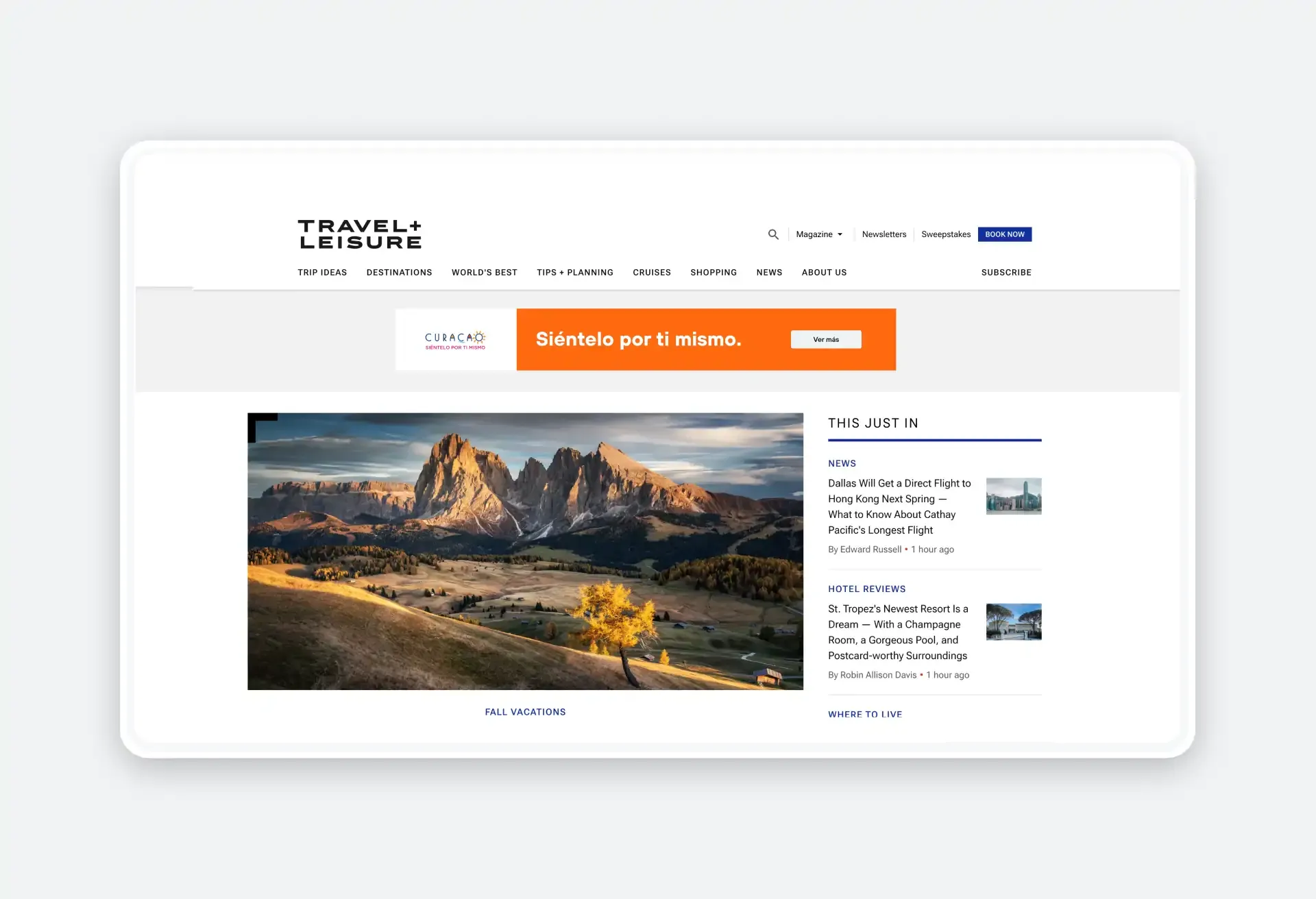 Curaçao tourism ad on Travel + Leisure: 'Feel it for yourself.' in Spanish.