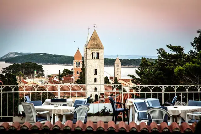 Find cheap flights to Croatia