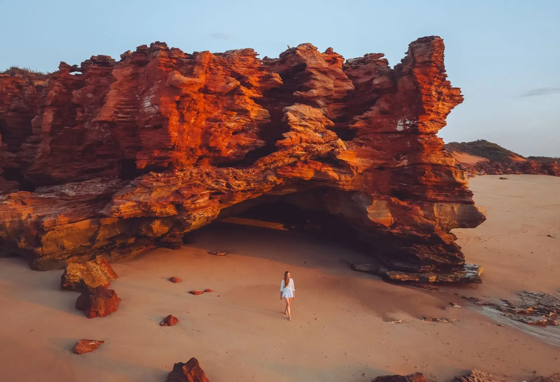 flexi_header_1920x1312_slip-into-broome-time