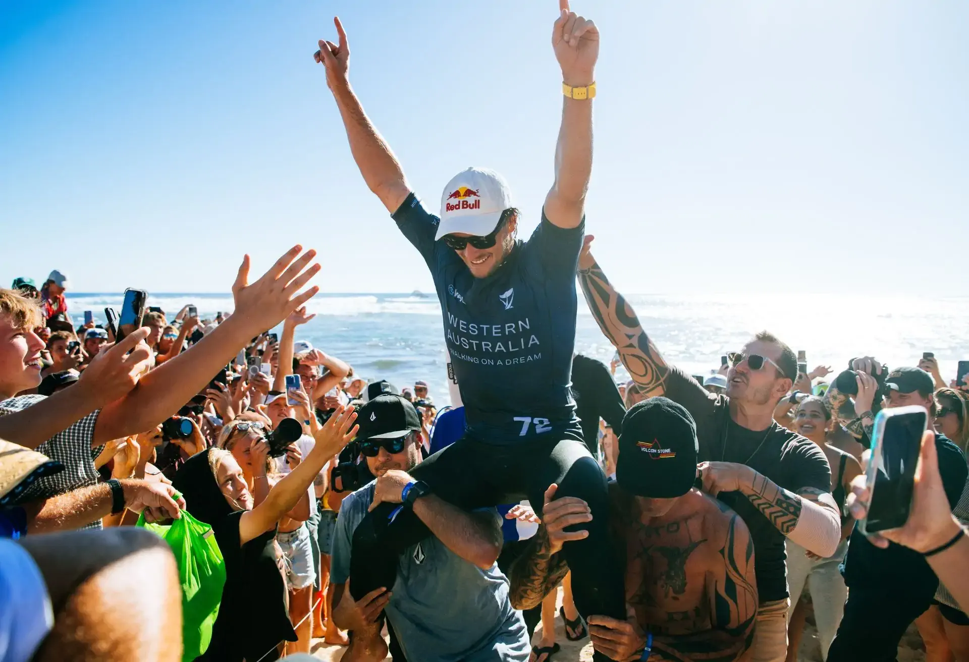 flexi_witness-the-worlds-best-surfers-x_1920x1312_must-see-events-1