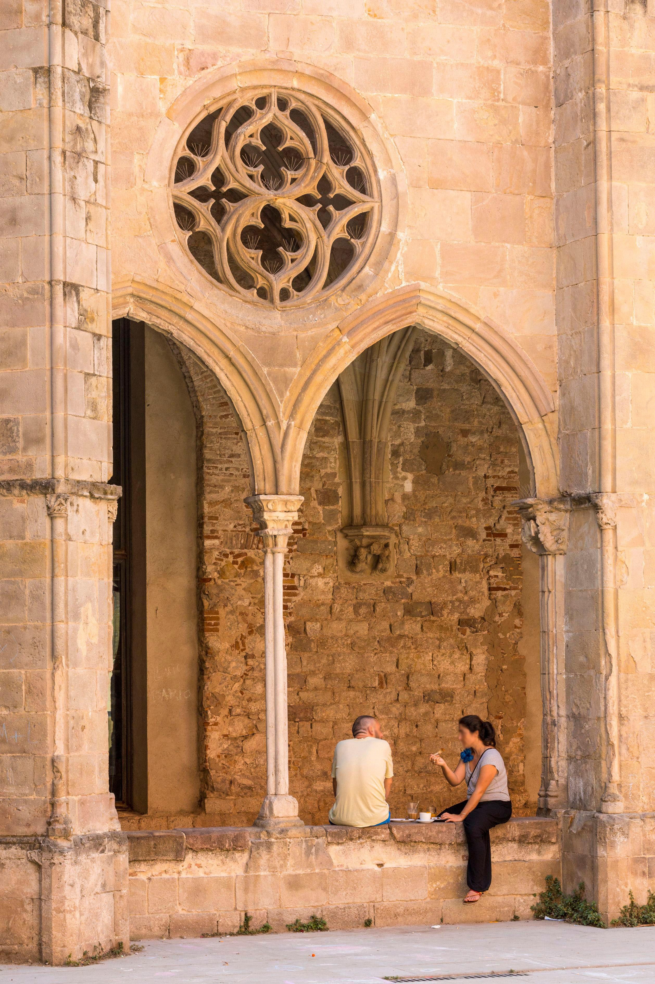 Find cheap flights to Barcelona