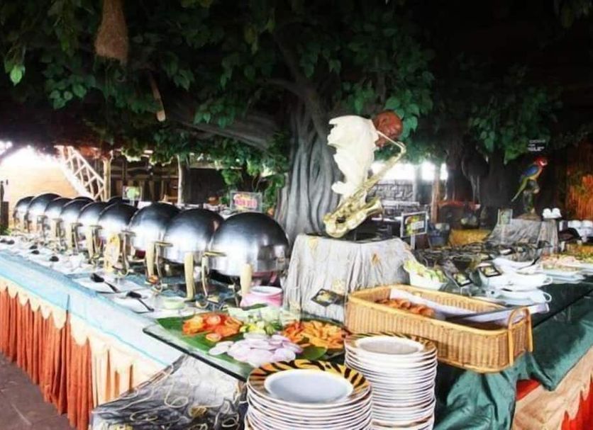 Buffet Photo