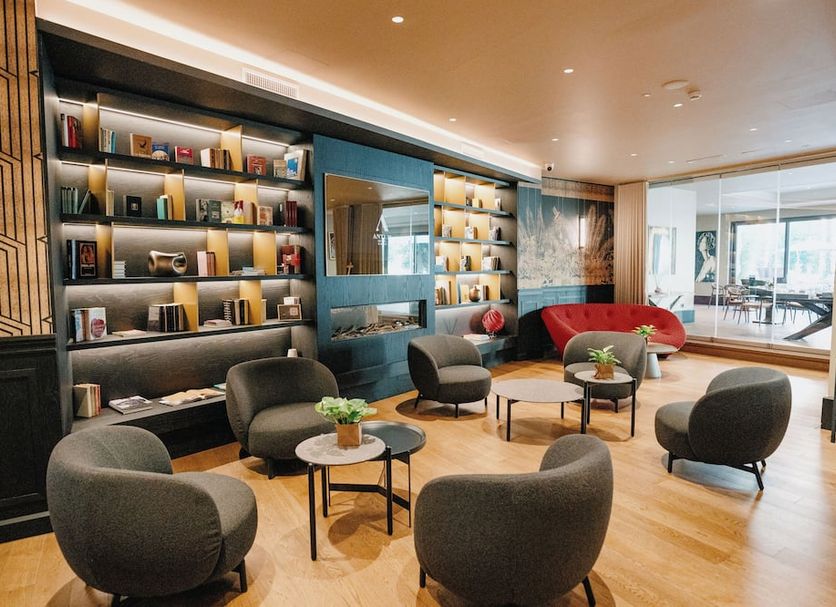 Lounge Photo