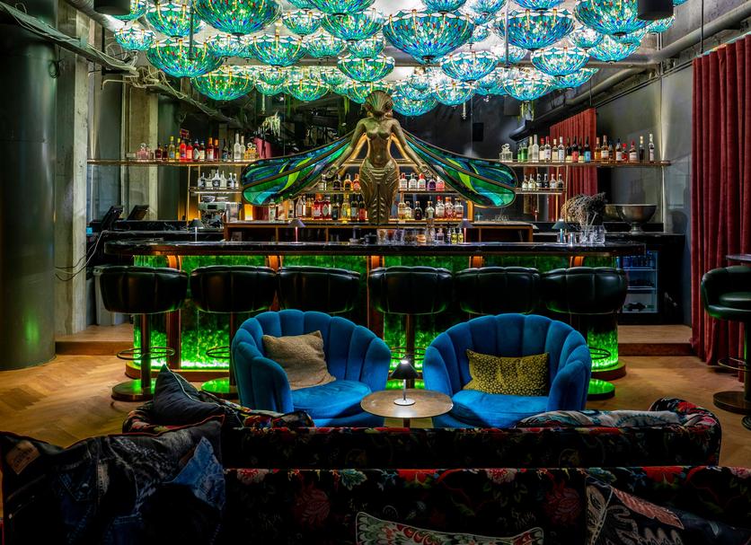 Bar Photo