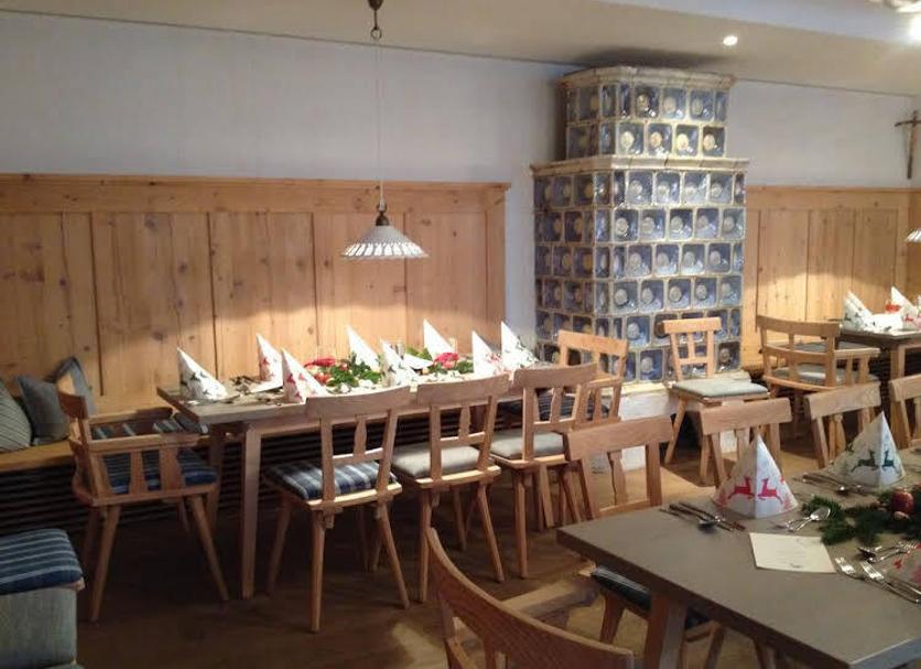 Dining room Photo