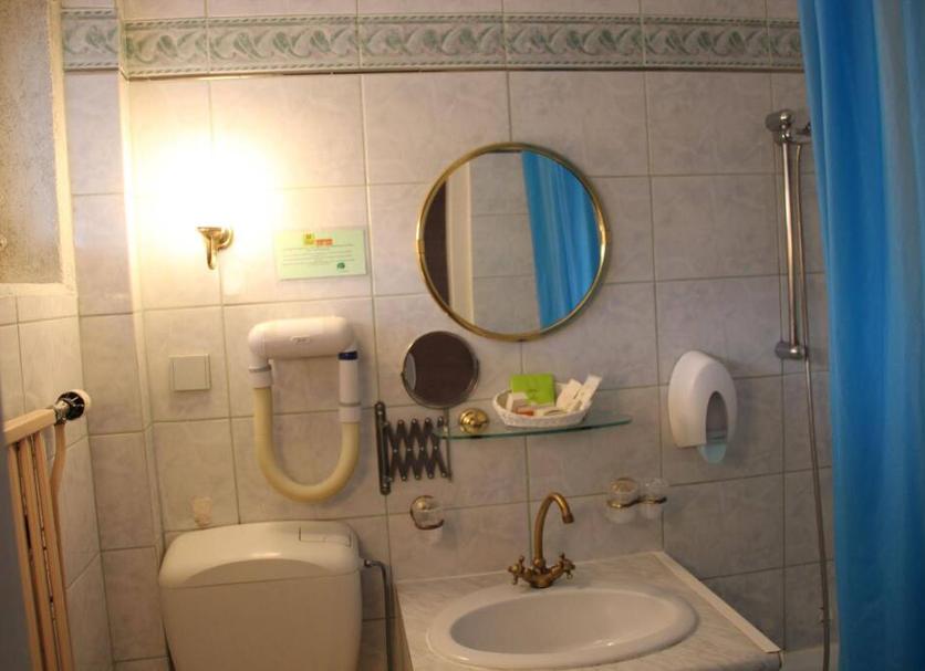 Bathroom Photo