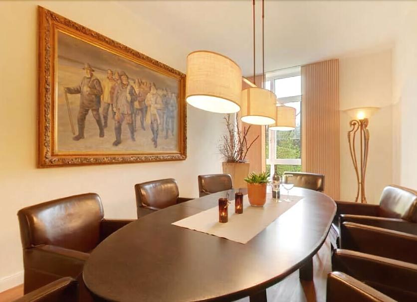 Dining room Photo