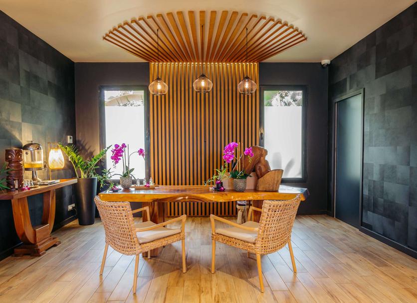 Dining room Photo