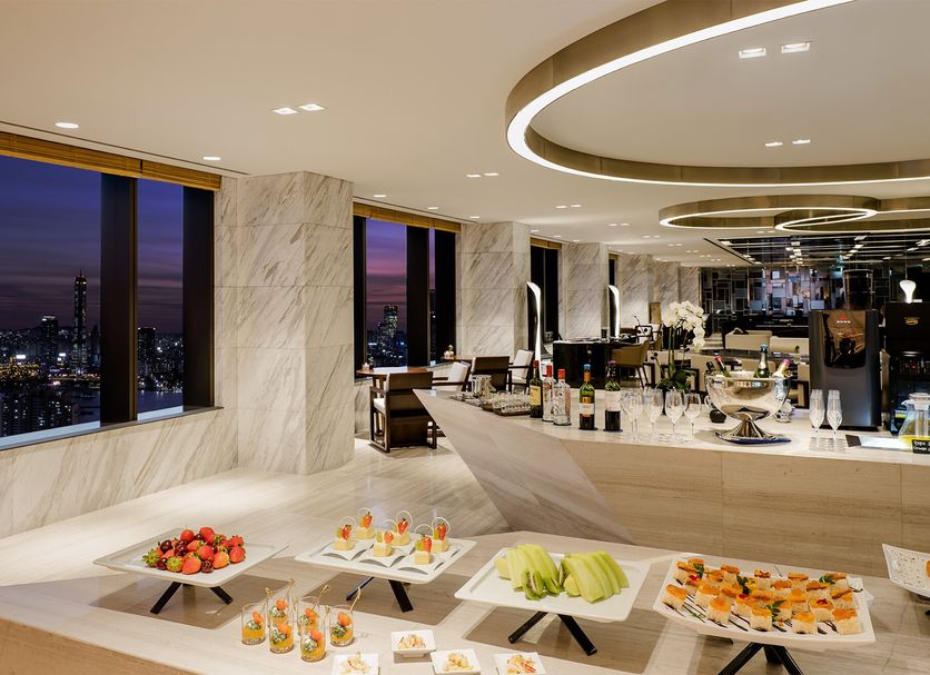 Buffet Photo