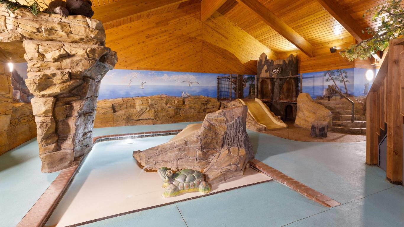 AmericInn by Wyndham Chippewa Falls