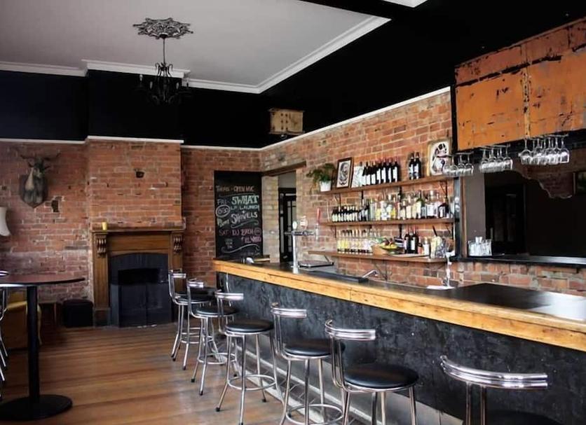 Bar Photo