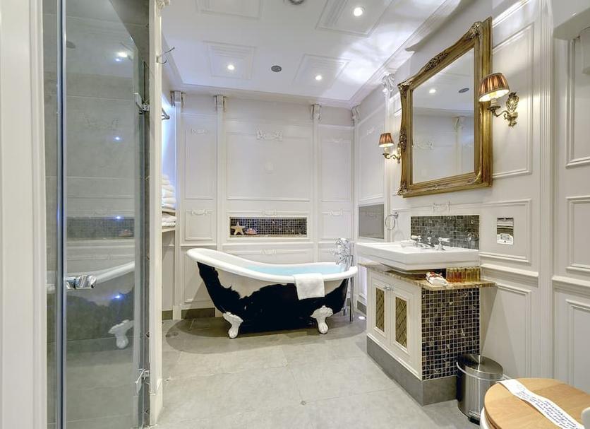 Bathroom Photo