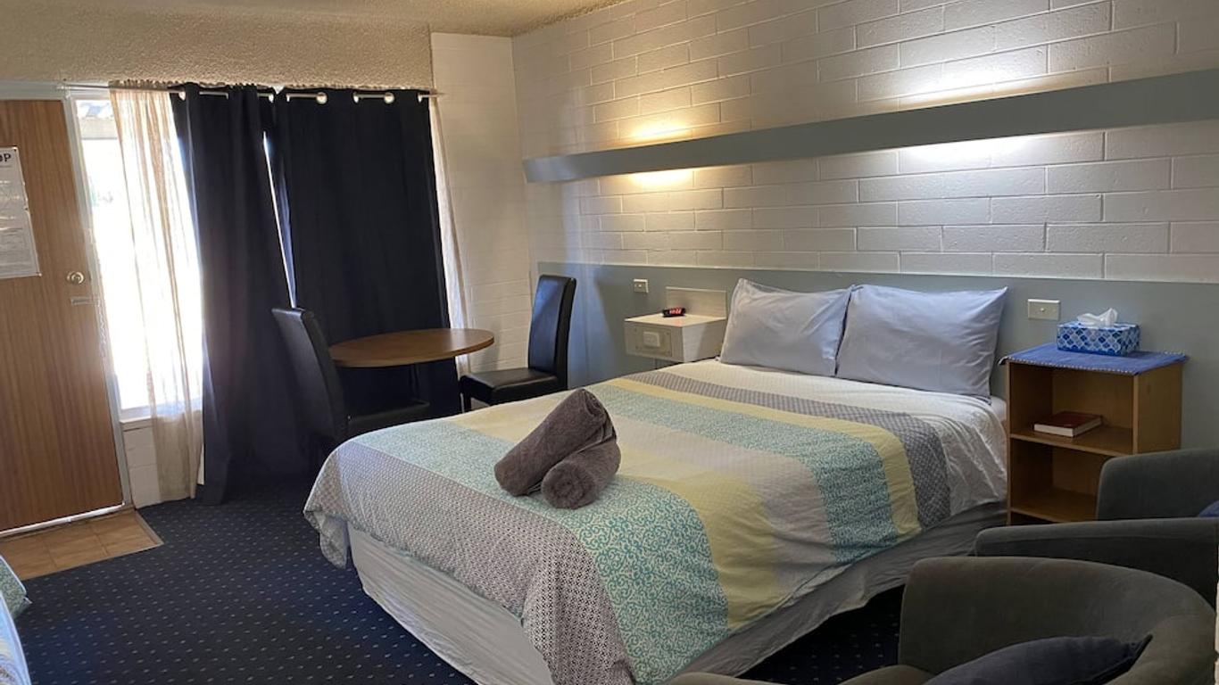 Capri Motel