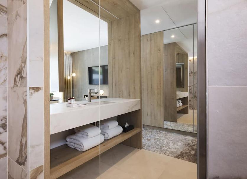 Bathroom Photo