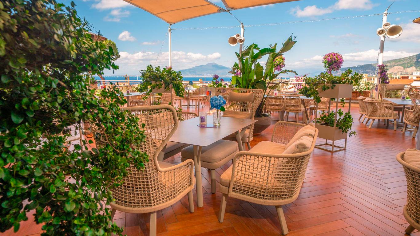 Hilton Sorrento Palace