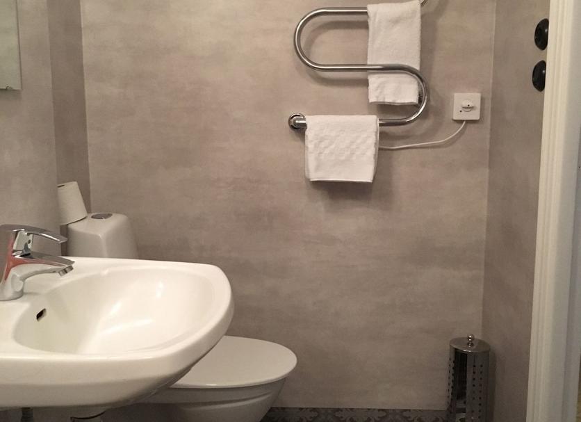Bathroom Photo