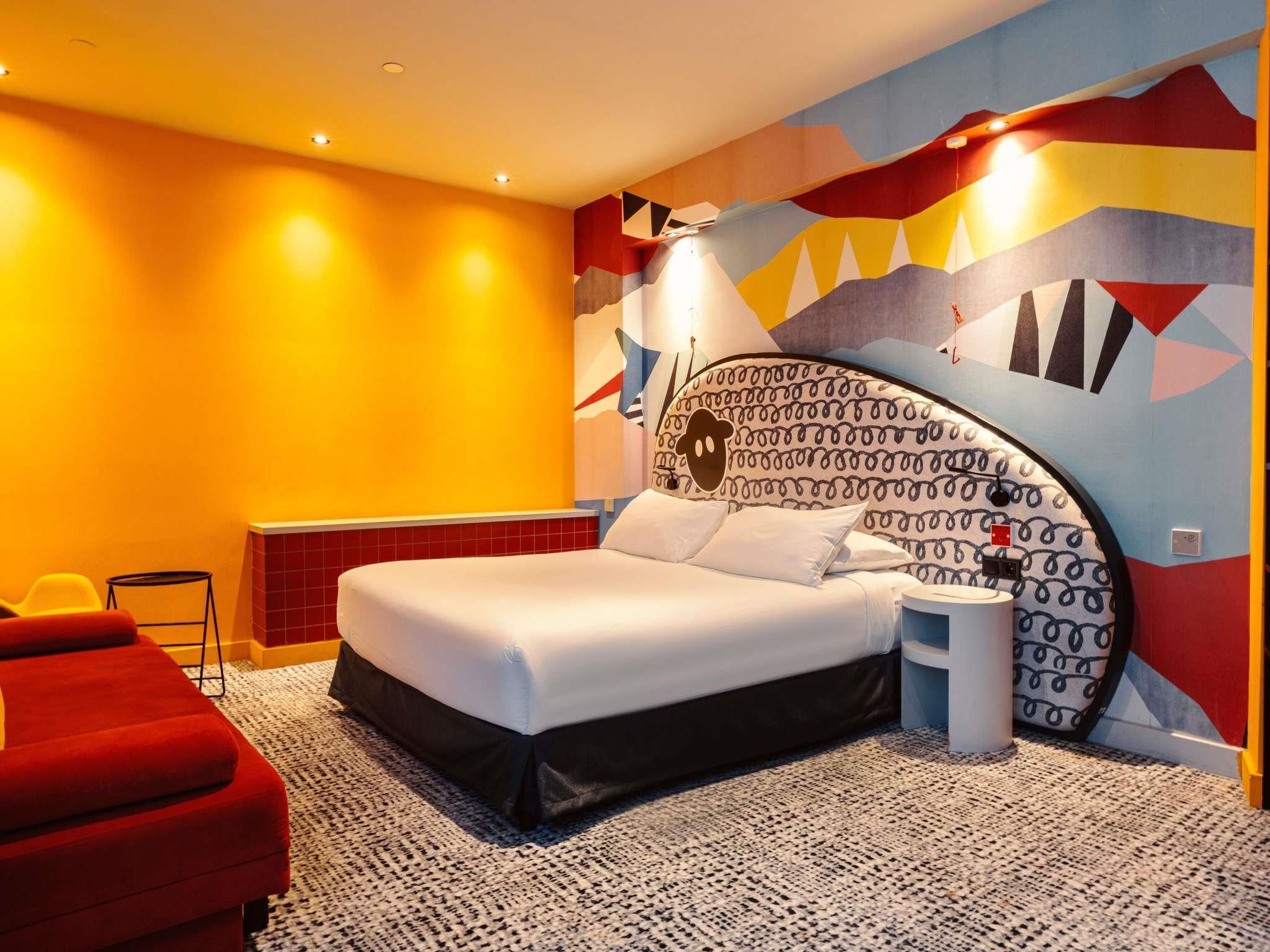 Bedroom Photo