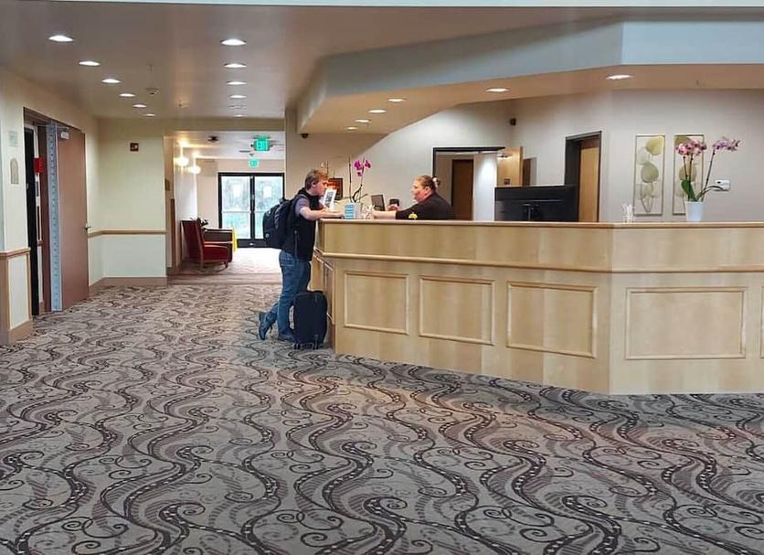 Front desk Photo