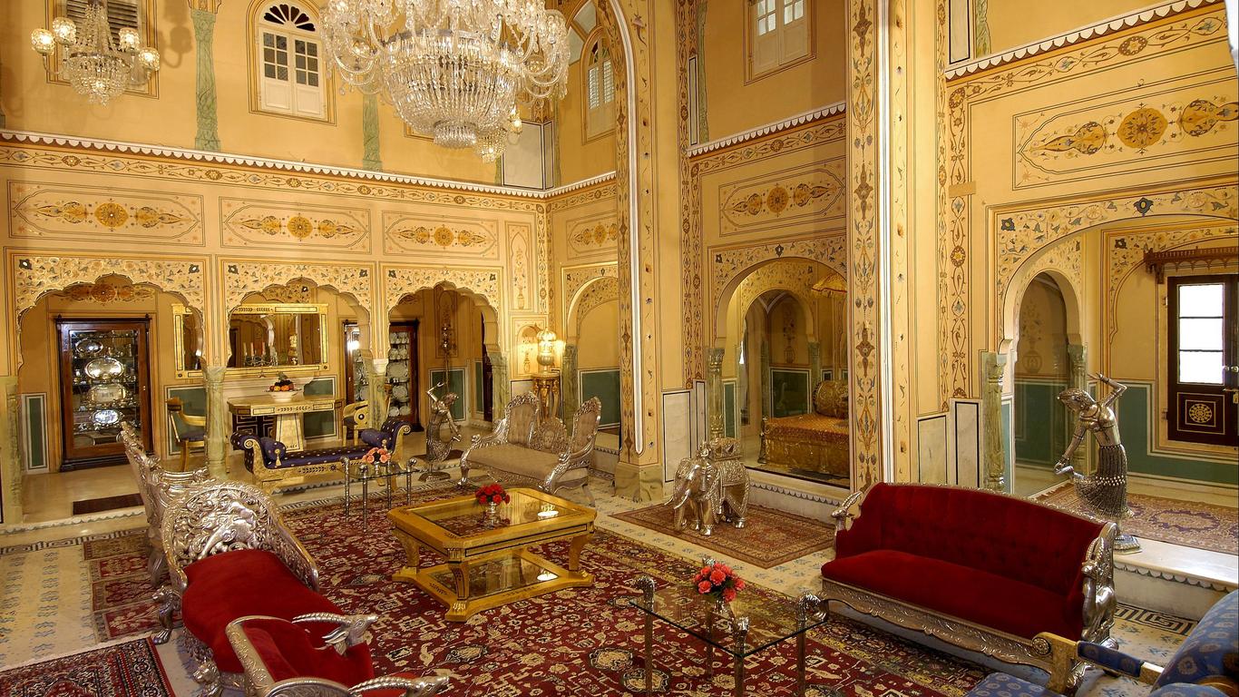 The Raj Palace (Small Luxury Hotels of the World)