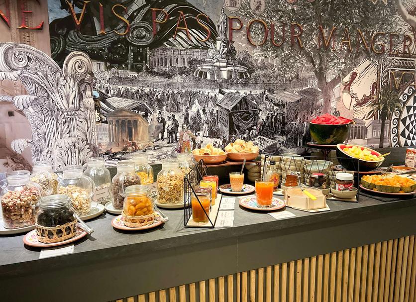 Buffet Photo