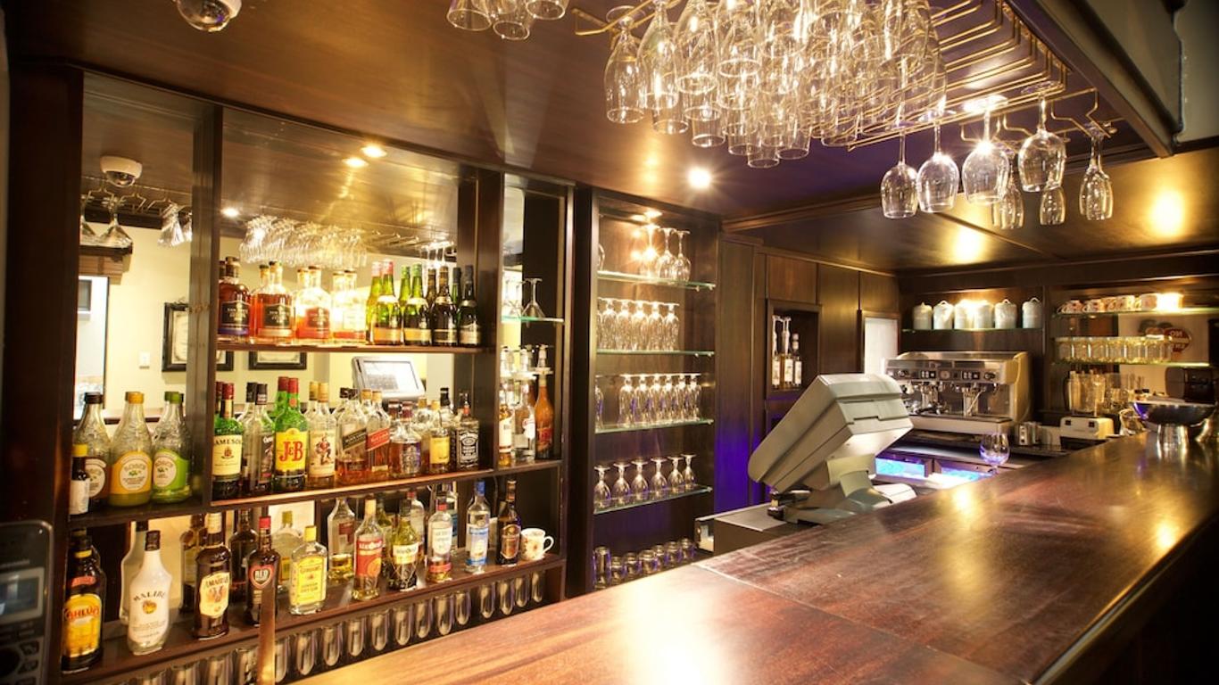 InnJoy Boutique Hotel