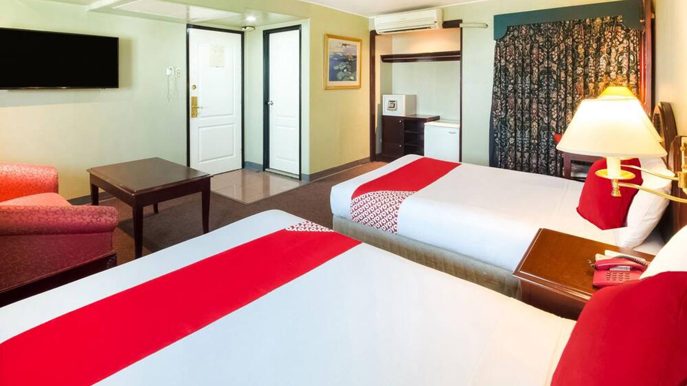 Palladium Suites Hotel