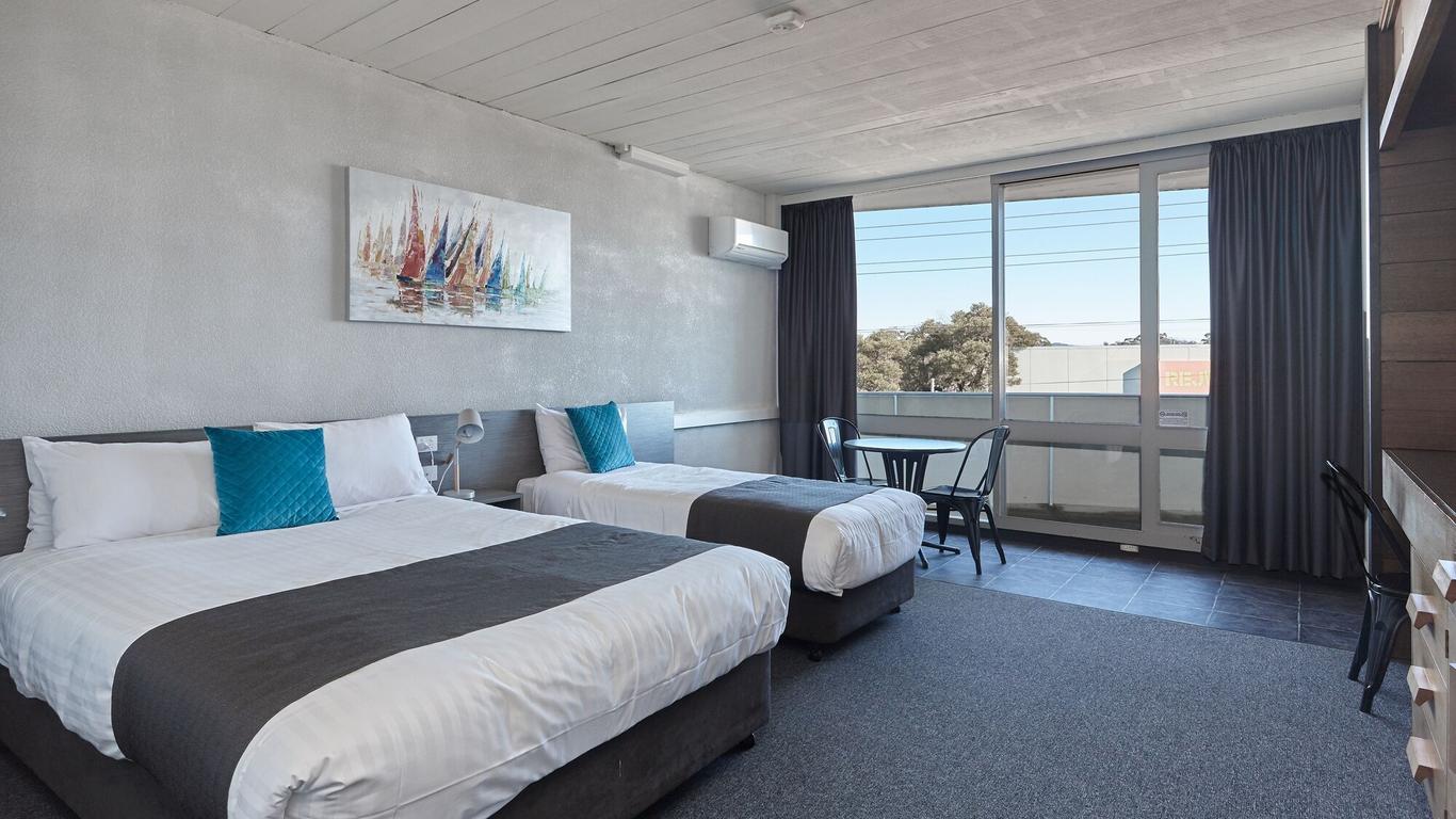 Bayside Hotel