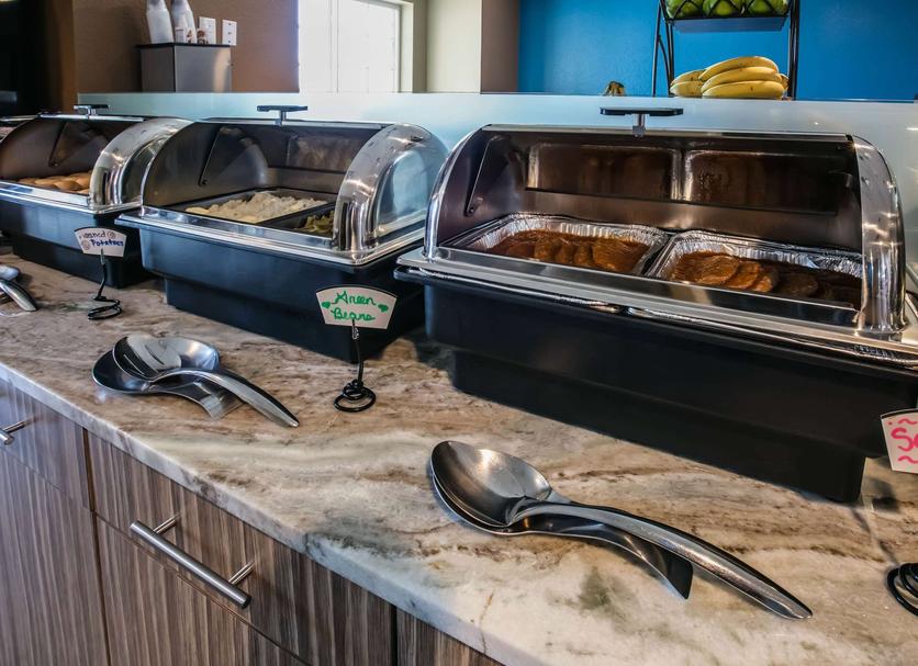 Buffet Photo