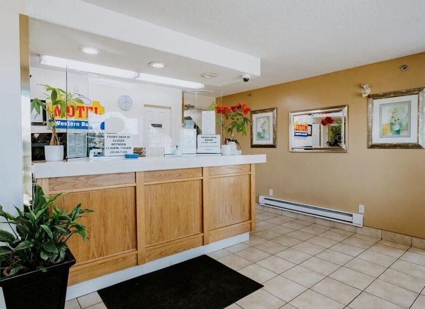 Front desk Photo