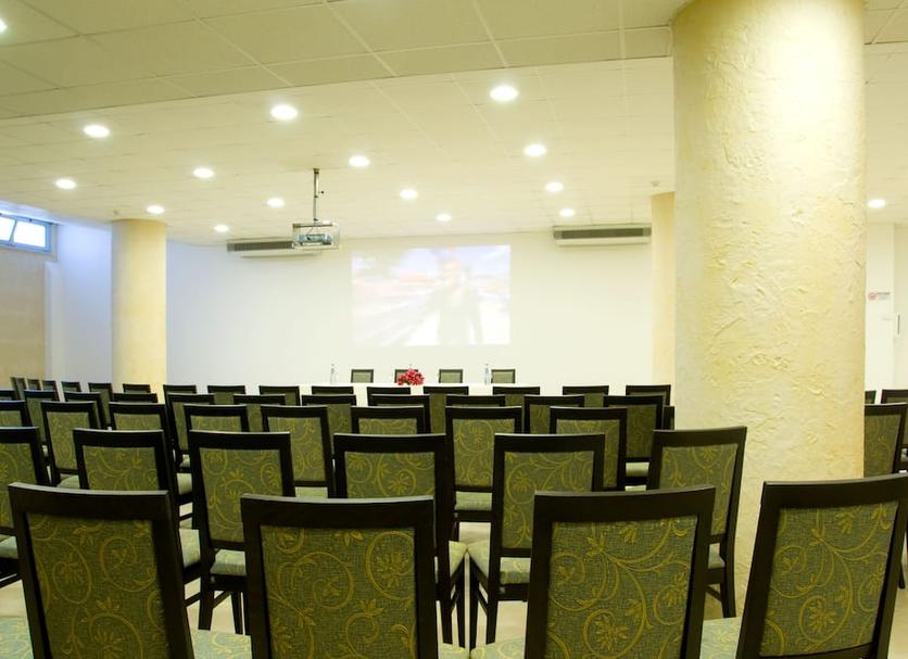 Conference room Photo