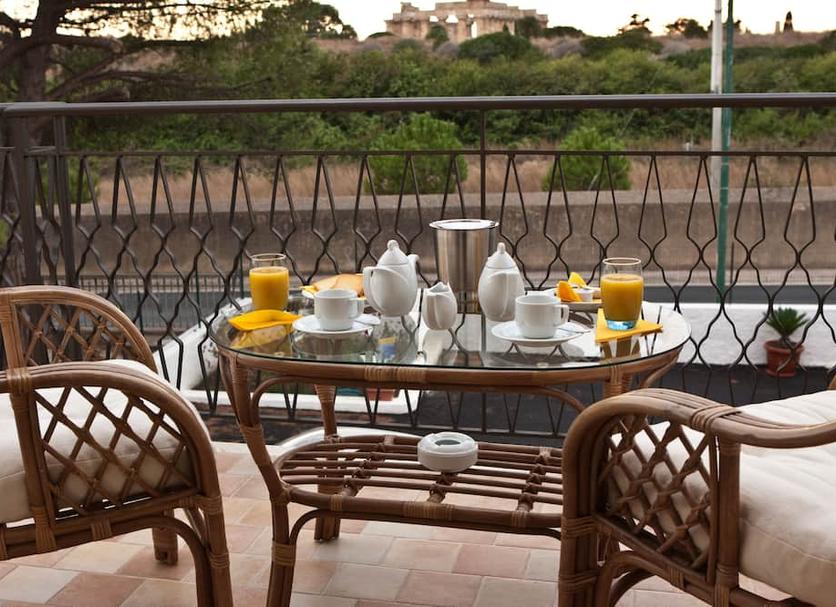 Balcony Photo