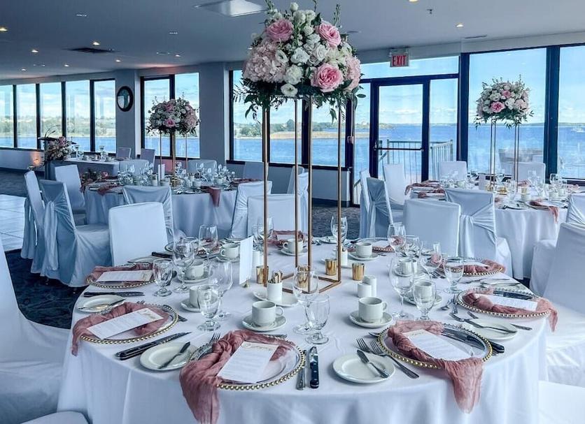 Banquet hall Photo