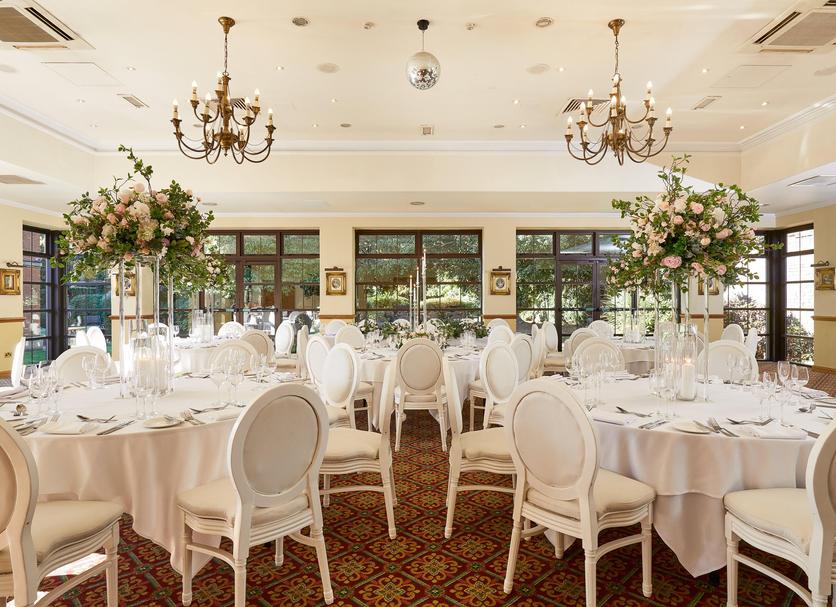 Banquet hall Photo