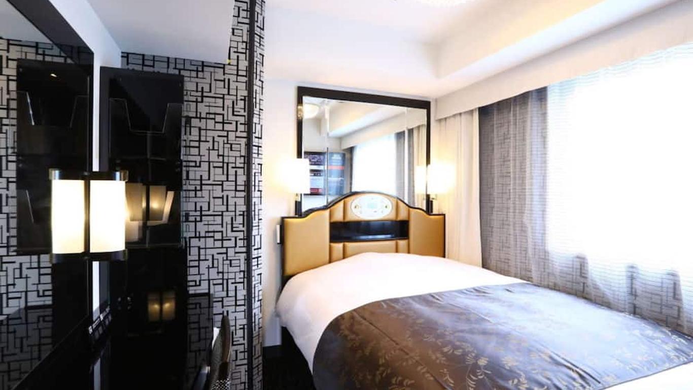 Apa Hotel Ayase Ekimae