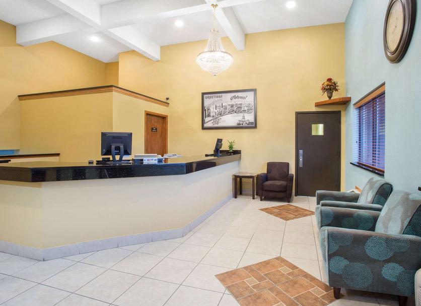 Front desk Photo
