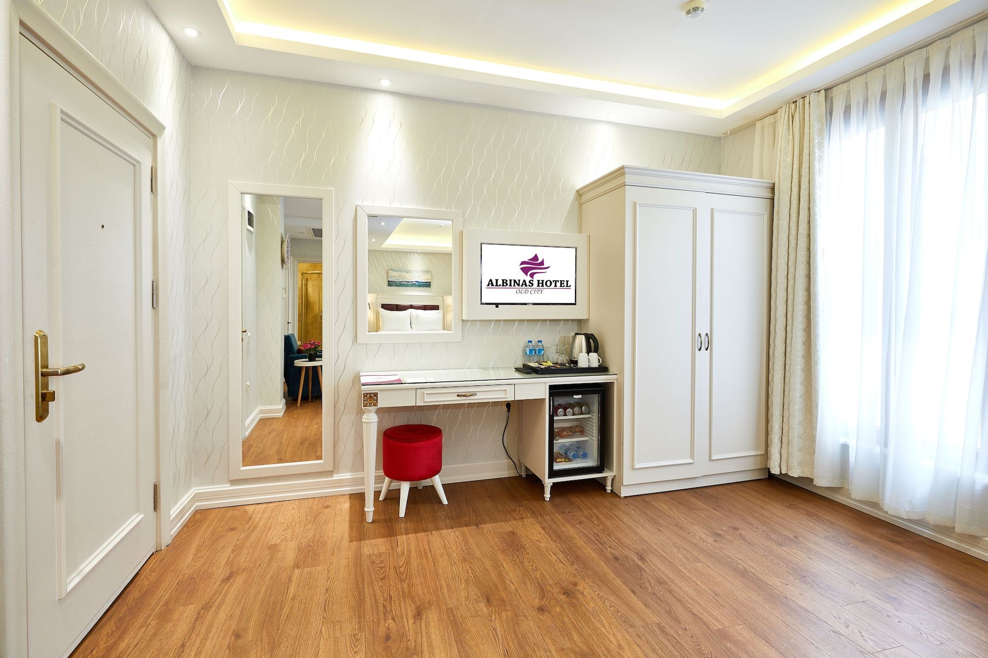 Room amenity