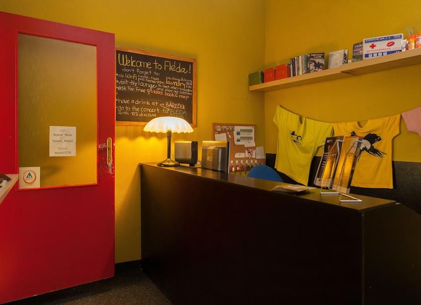 Front desk Photo