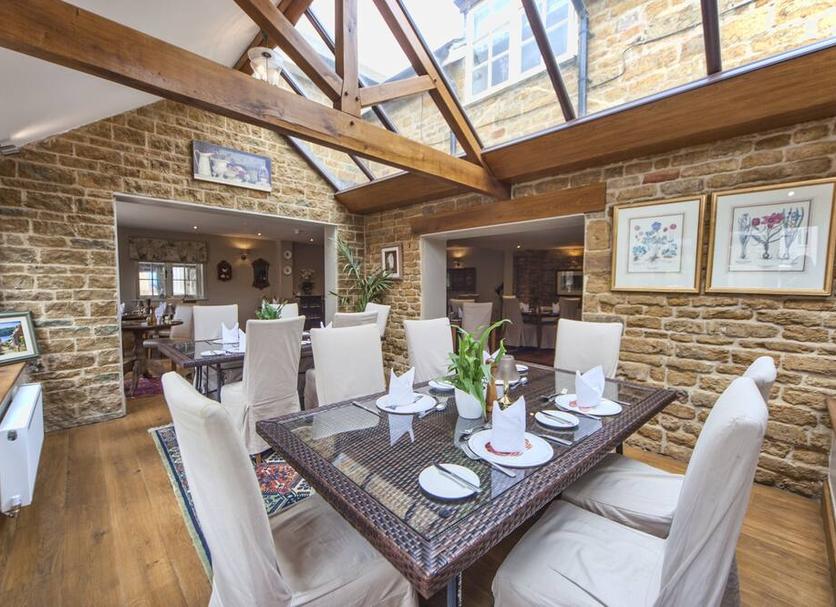 Dining room Photo