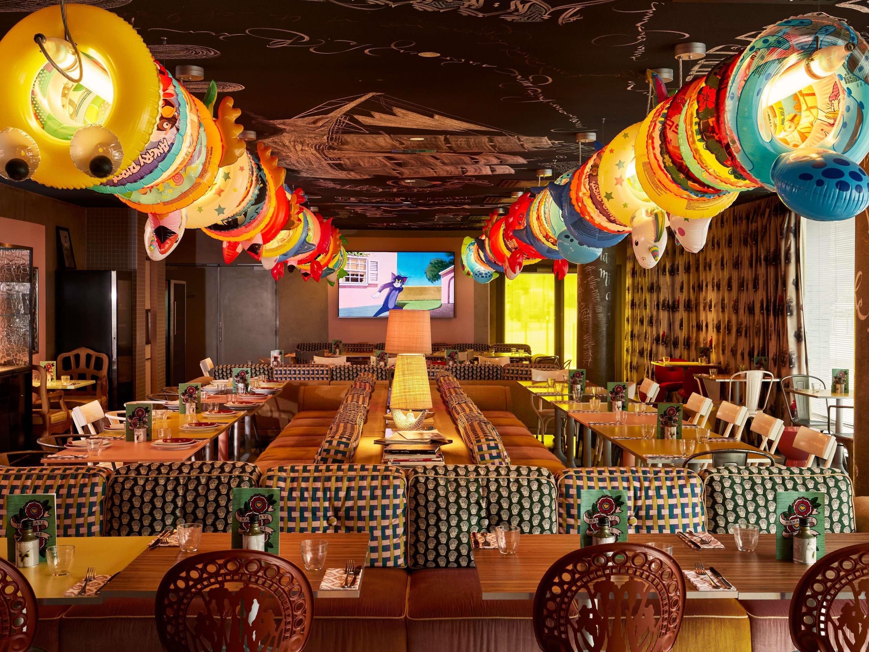 Restaurant Photo