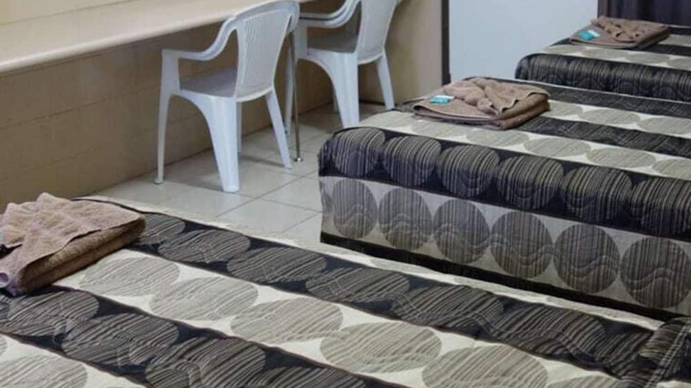 Porky's Motel Rockhampton