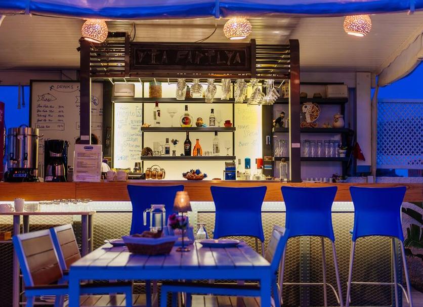 Bar Photo